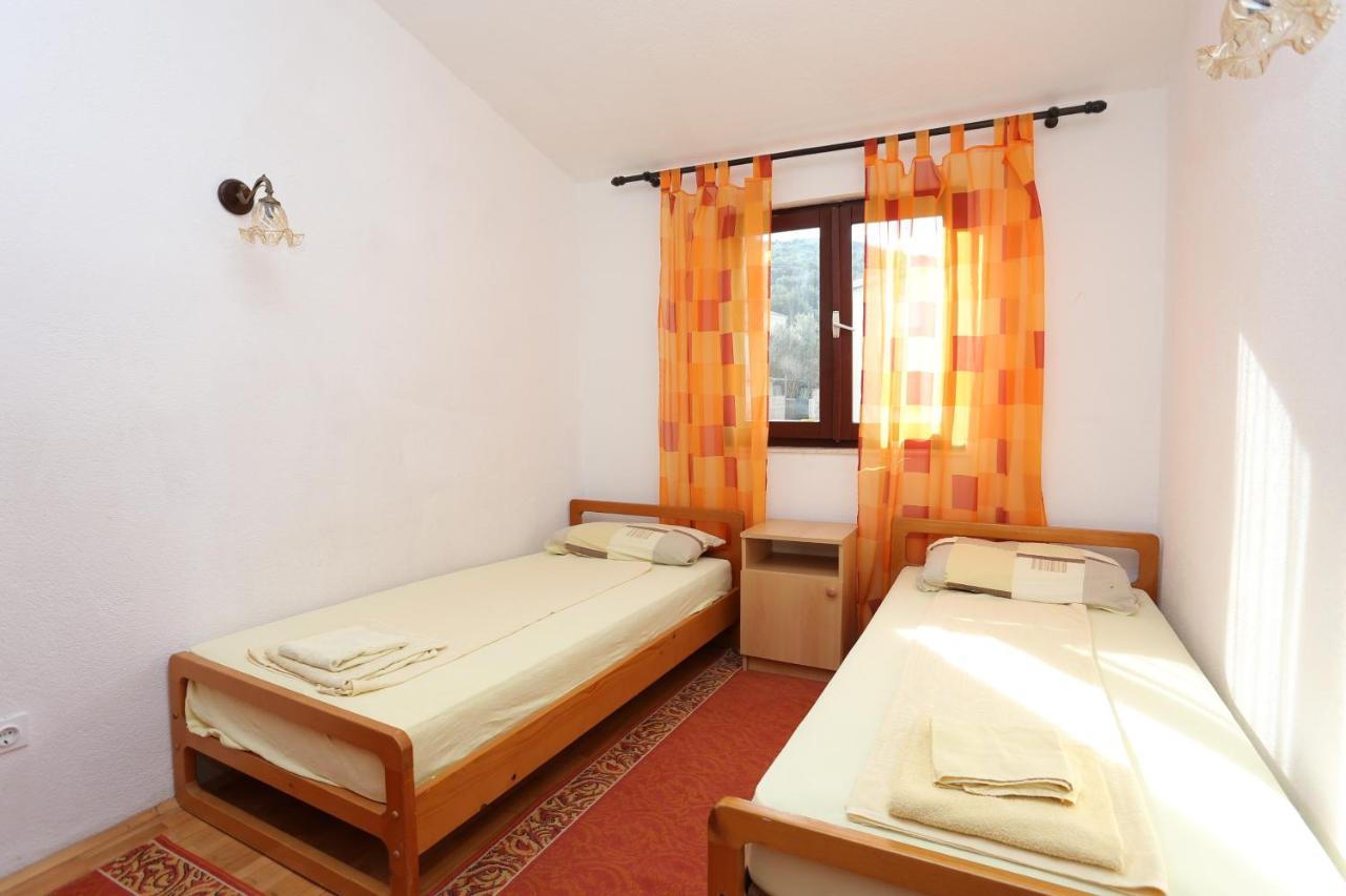 Apartments By The Sea Slatine, Ciovo - 16345 ภายนอก รูปภาพ